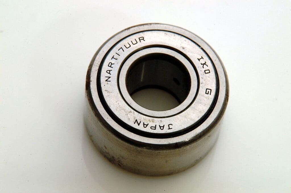 A bearing that is on the ground.